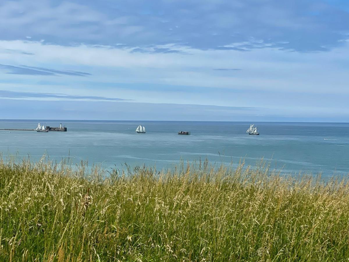 Entre Mer Et Commerces Wimereux Exteriör bild